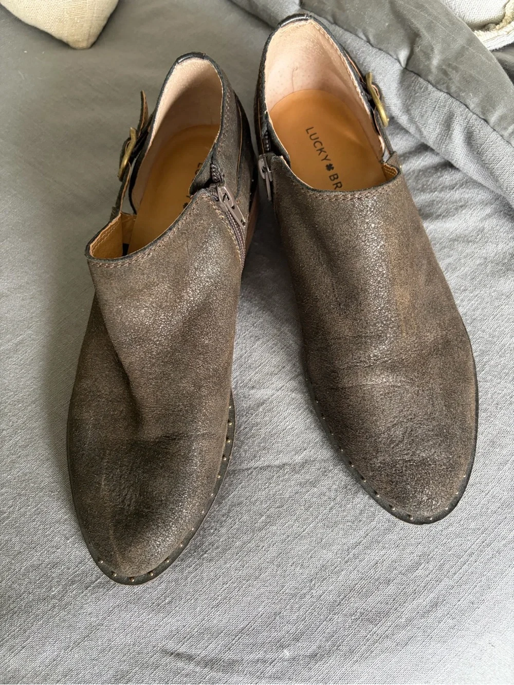 Lucky Brand Womens Distressed Brown Chukka Boots with Side Buckle